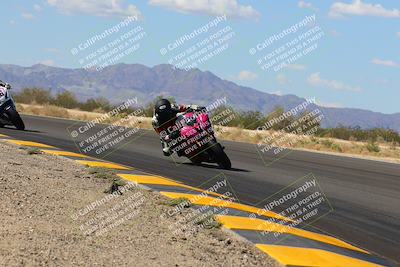 media/Oct-08-2022-SoCal Trackdays (Sat) [[1fc3beec89]]/Turn 7 Inside (145pm)/